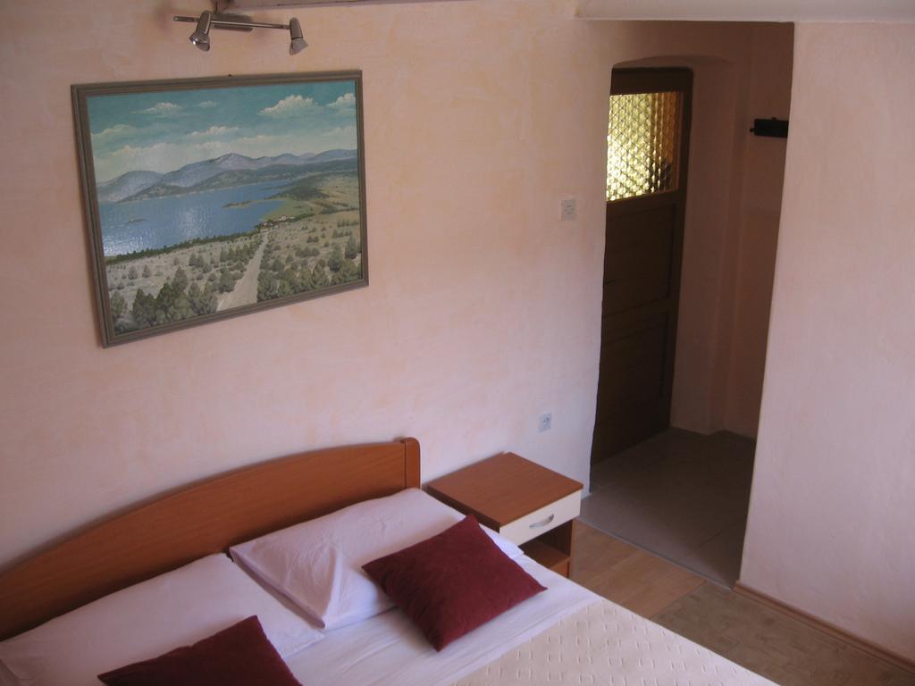 Apartments Darinka Skradin Szoba fotó