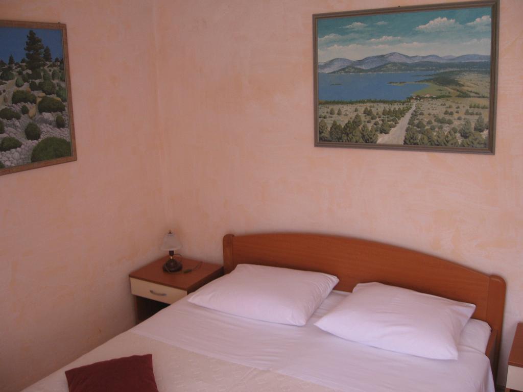 Apartments Darinka Skradin Kültér fotó